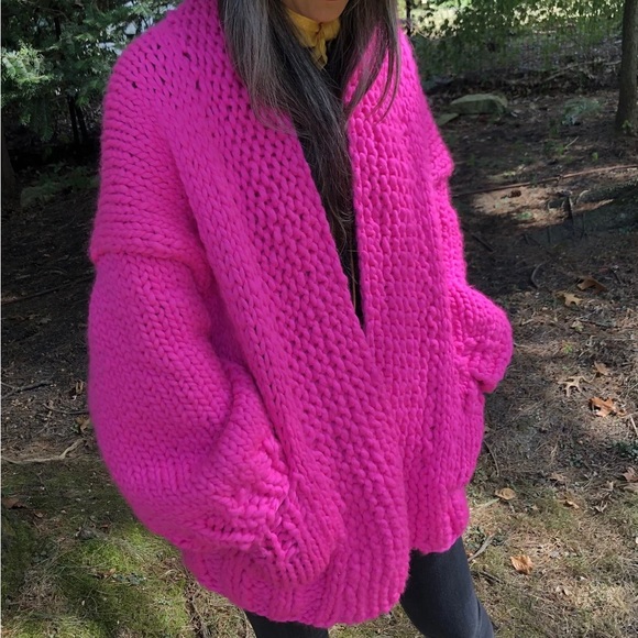 Loopy Mango Recluse Cardigan - Merino - Picture 2 of 4